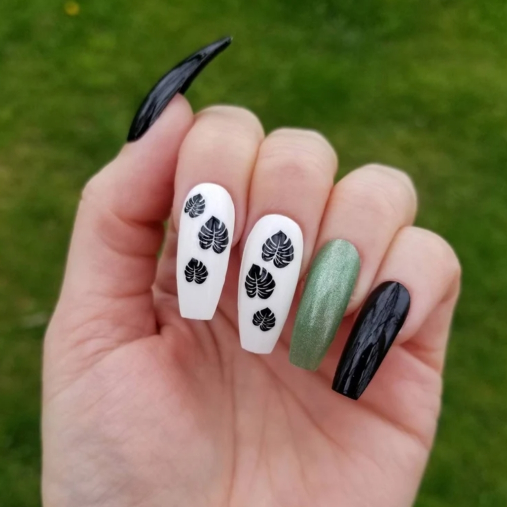 Tropical Leaf Press On Nails - Vacation Nails New Hand Painted